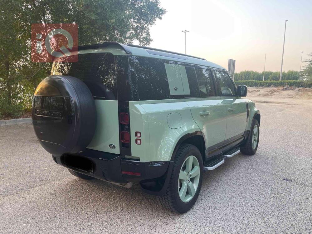 Land Rover Defender